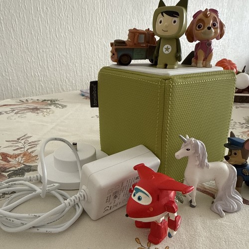Toniebox mit 6 - ,